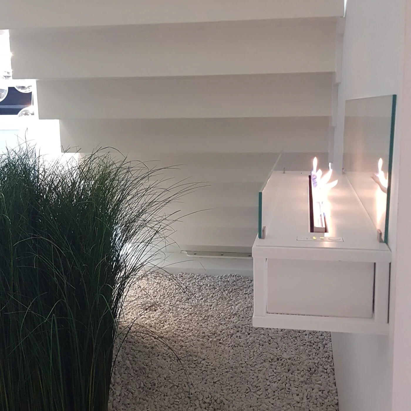 Decoflame Net Zero - Torino - Wall Mounted Fireplace - 720mm - 1120mm - Image 2