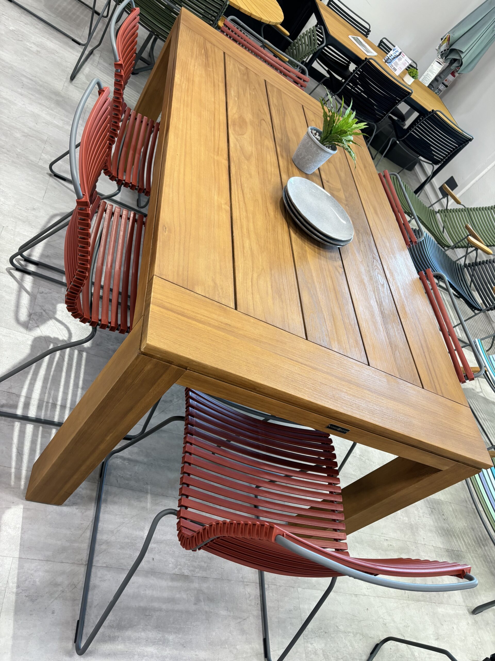 Bairo & Click 7 Piece Setting - Image 2