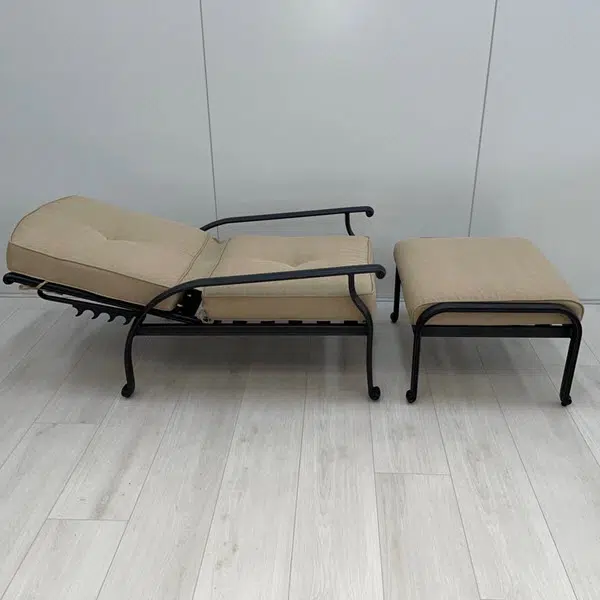 Nassau Chaise with Ottoman