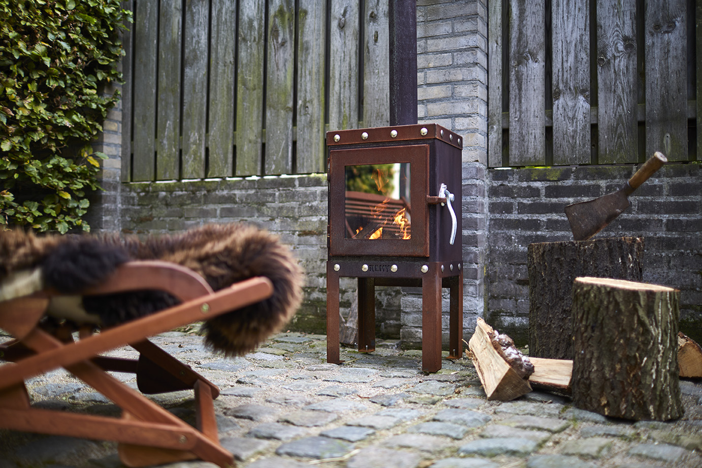 RB73 Piquia with 4 Legs