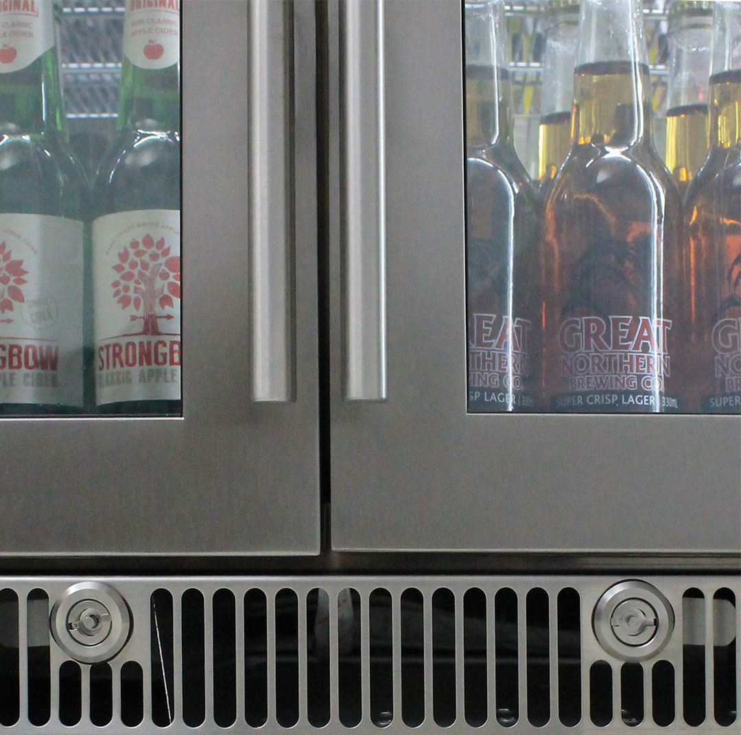 Rhino – ENVY 3 Door Alfresco Bar Fridge ENV3H-SS 13